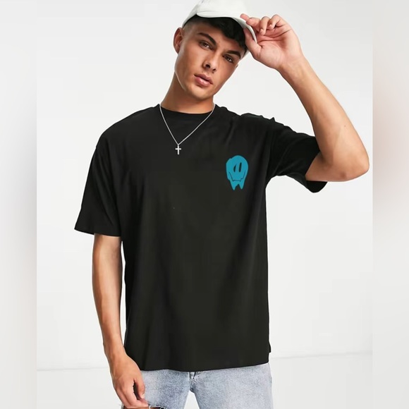 🫠 DONT TRIP OVER WHATS BEHIND YOU SHIRT - Picture 2 of 5